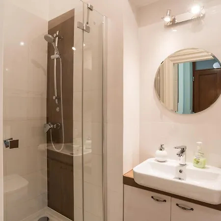 Rentplanet - Apartament Arianska 13 شقة