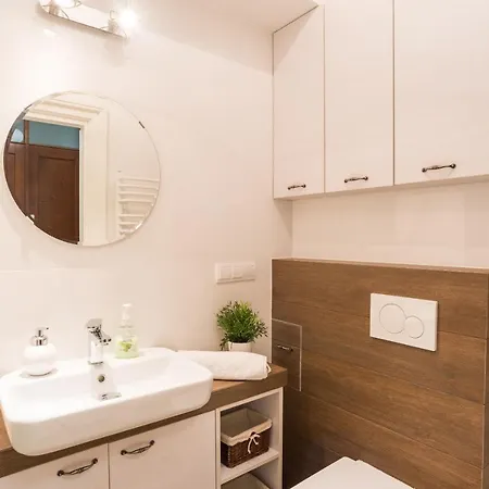 شقة Rentplanet - Apartament Arianska 13 *