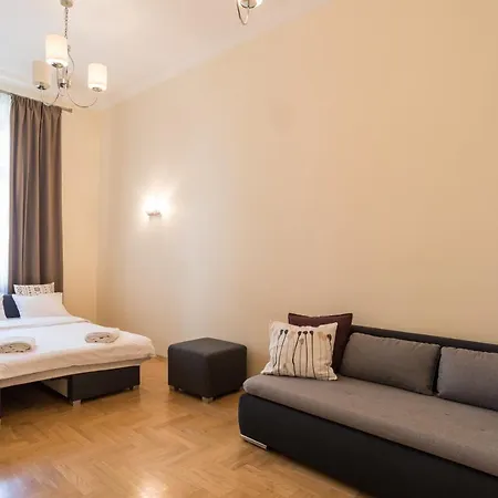 Rentplanet - Apartament Arianska 13 *